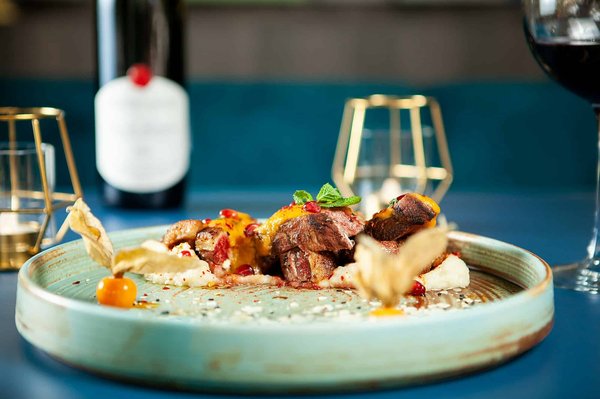 Quels sont les meilleurs conseils pour un voyage culinaire à travers les marchés de rue de Bangkok ?